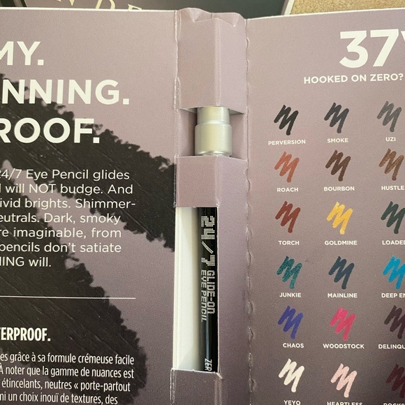 Urban Decay Eyeliner - Picture 4 of 4